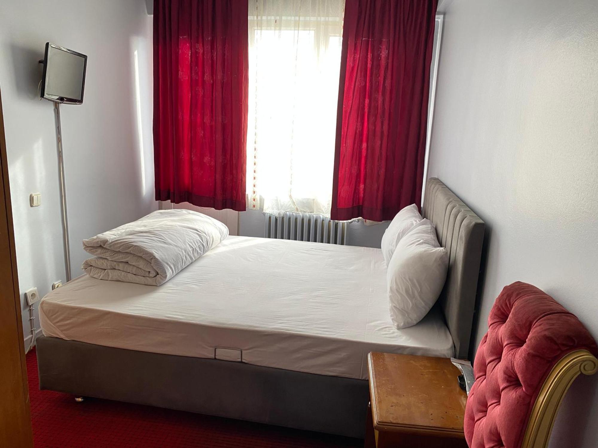 Oez Altinbasak Otel Анкара Экстерьер фото